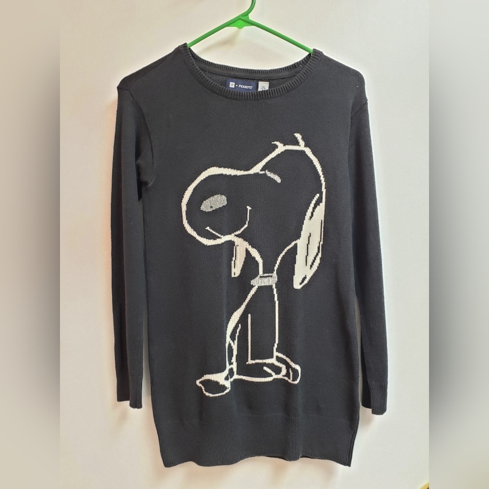 KAWS X Peanuts Snoopy Black Sweater - size XXL (girls size)